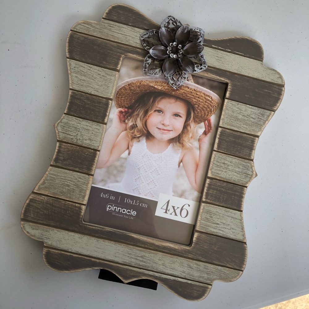 Adorable 4x6 picture frame